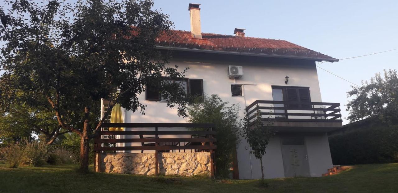 슬루니 House Narta - Rastoke 아파트 외부 사진