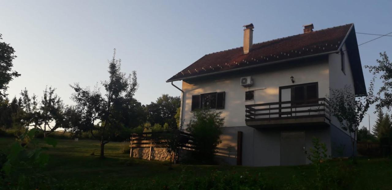 슬루니 House Narta - Rastoke 아파트 외부 사진